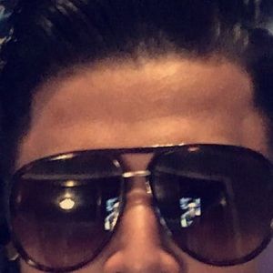 Meet your Posher, Eric